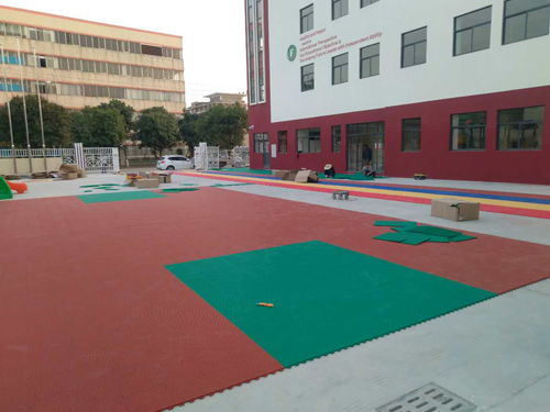 拼装地板安装 清远拼装地板 东朗塑胶 查看